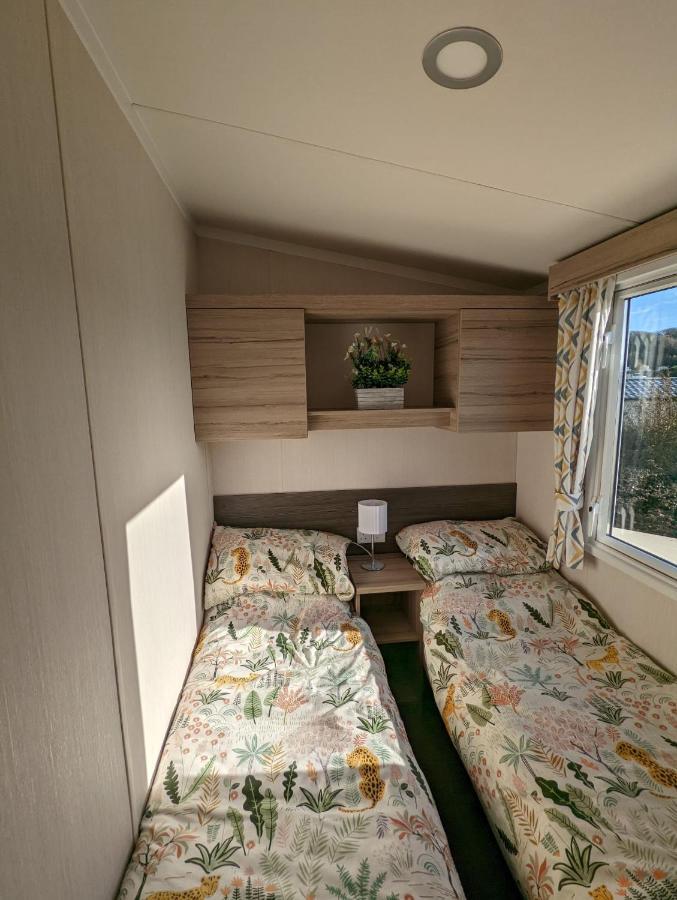 ホテル Sleeps 6 Modern And Bright Caravan Littlesea Haven ウェーマス エクステリア 写真